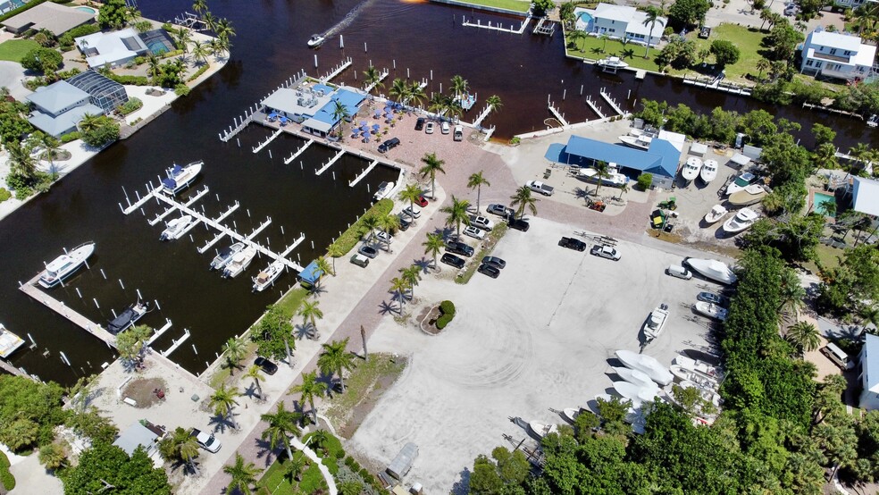 Primary Photo Of 634 N Yachtsman Dr, Sanibel Land For Lease