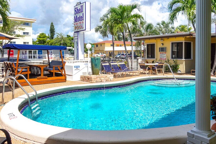 More Photos Of 1201 S Federal Hwy, Hollywood Hotel For Sale