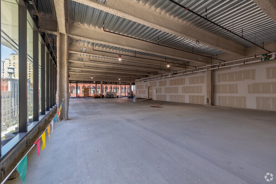 More Photos Of 1240 Woodward Ave, Detroit Unknown For Lease