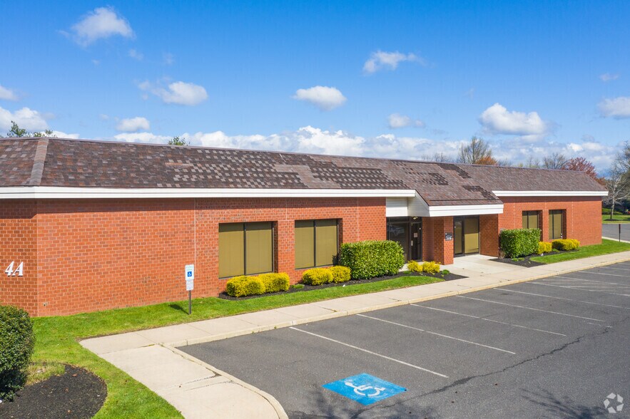 More Photos Of 2 Eves Dr, Marlton Unknown For Lease