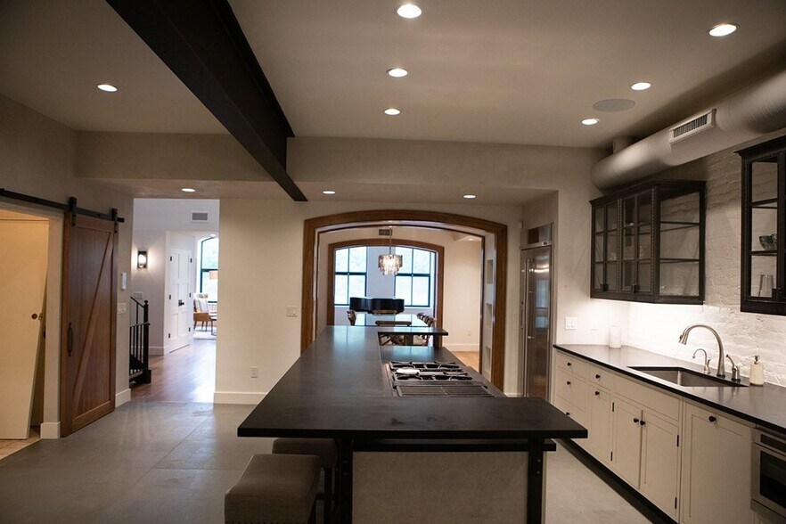 More Photos Of 263 Main St, Northampton Apartments For Sale