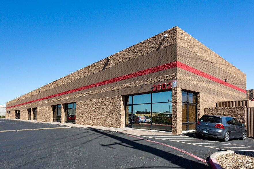 Primary Photo Of 2602 W Lone Cactus Dr, Phoenix Warehouse For Lease