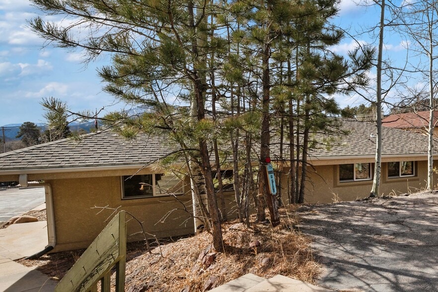 More Photos Of 350 N Pine St, Woodland Park Medical For Sale