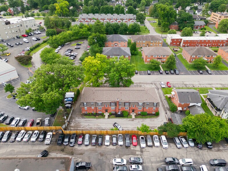 More Photos Of 4219-4221 N Church Way, Louisville Apartments For Sale