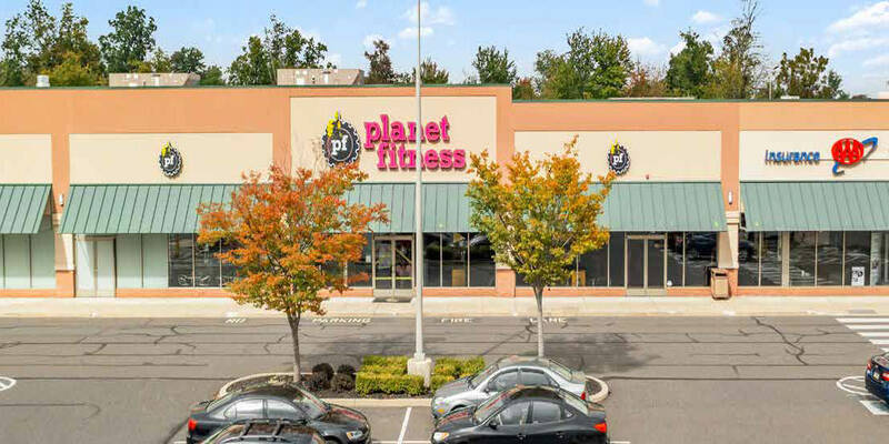 More Photos Of 600-690 N West End Blvd, Quakertown Unknown For Lease