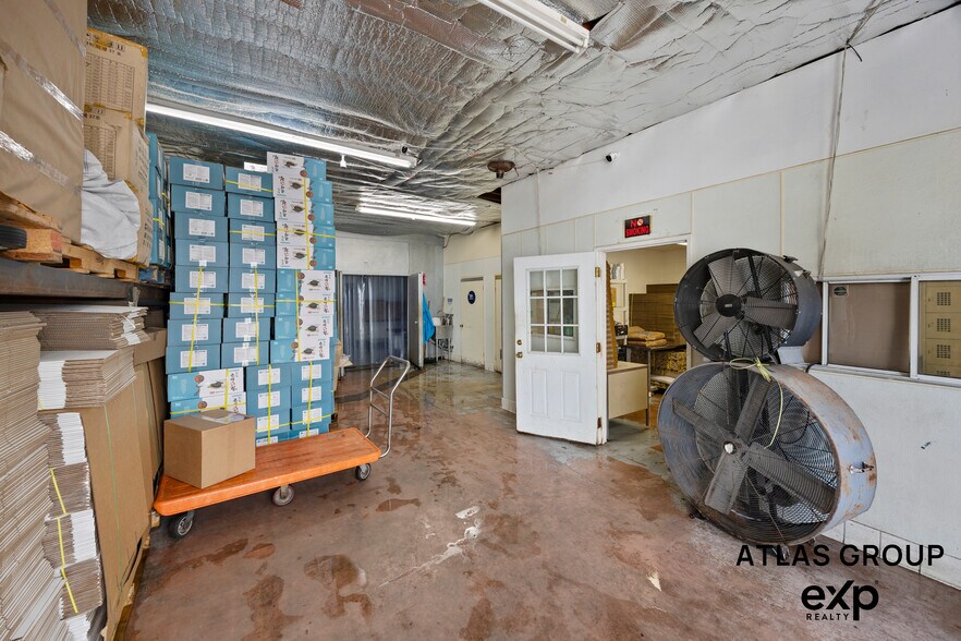 More Photos Of 534 Stanford, Los Angeles Warehouse For Sale
