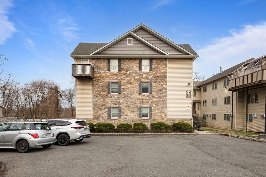 More Photos Of 68 Main St, Monsey Apartments For Sale