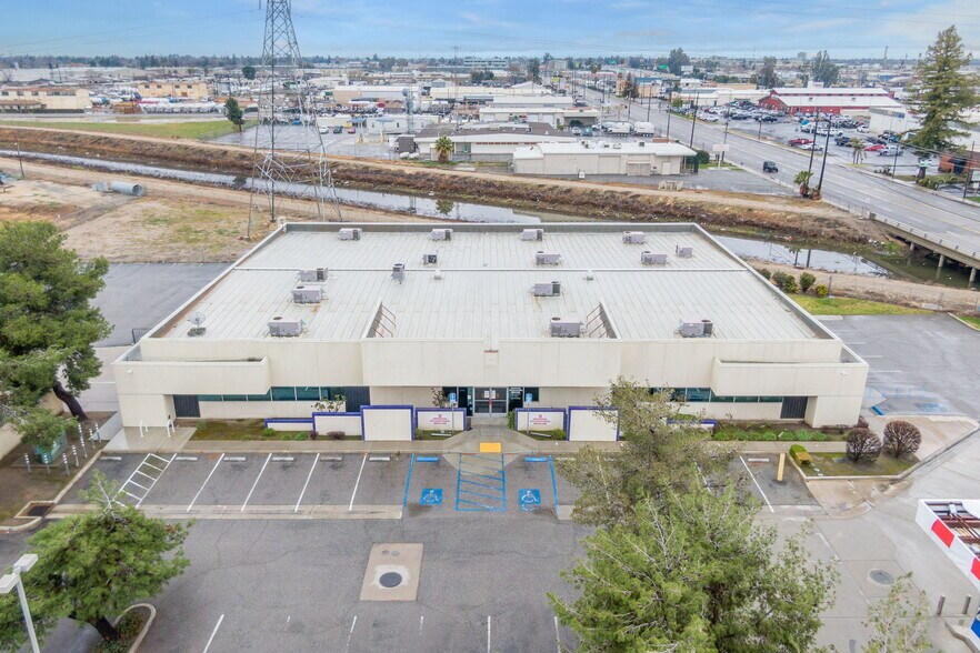 More Photos Of 4200 Buck Owens Blvd, Bakersfield Medical For Sale