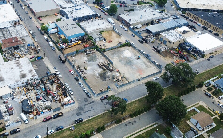 More Photos Of 47-49 Whitson St, Hempstead Land For Lease