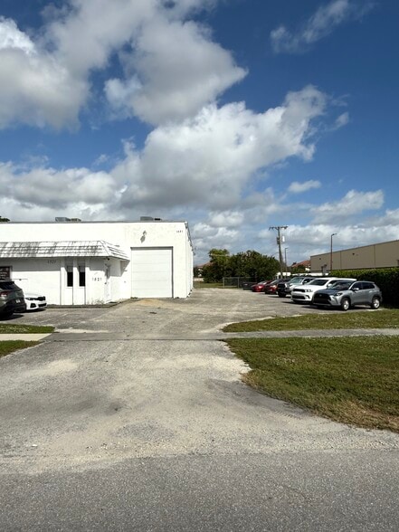 More Photos Of 1521 Neptune Drive Dr, Boynton Beach Land For Sale