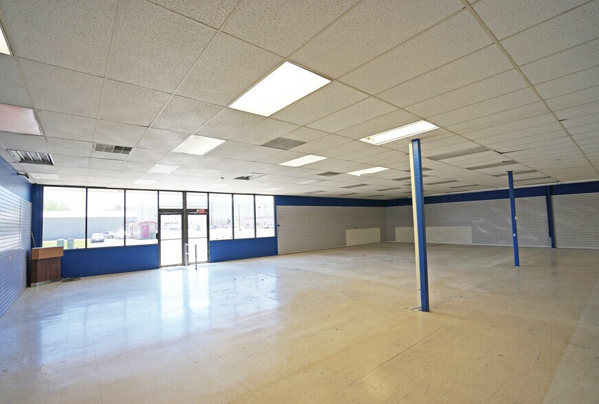 More Photos Of 3001 Main St, Union Gap Freestanding For Lease