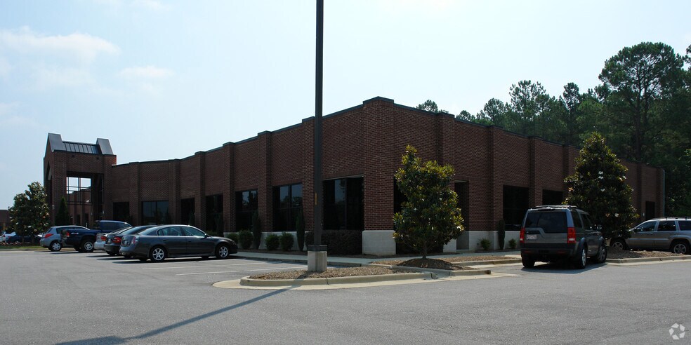 More Photos Of 6100 Maddry Oaks Ct, Raleigh Medical For Sale