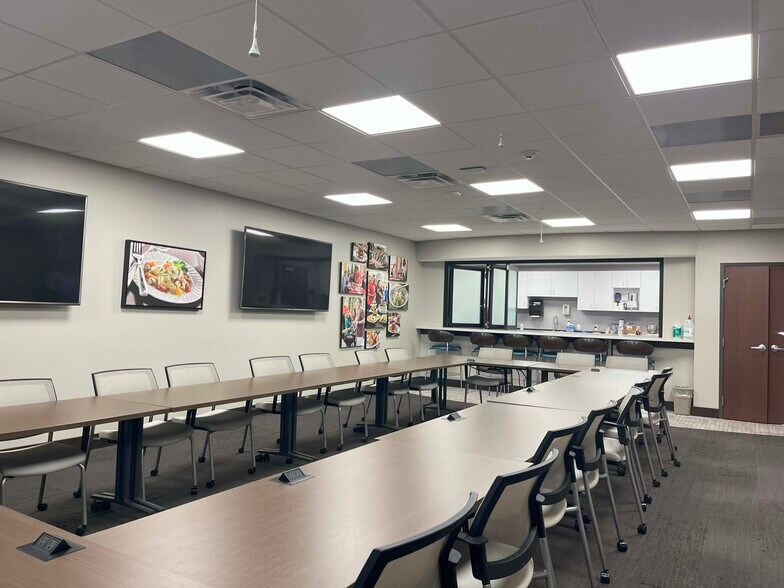 More Photos Of 109 Industrial Pky, Buffalo Office For Sale