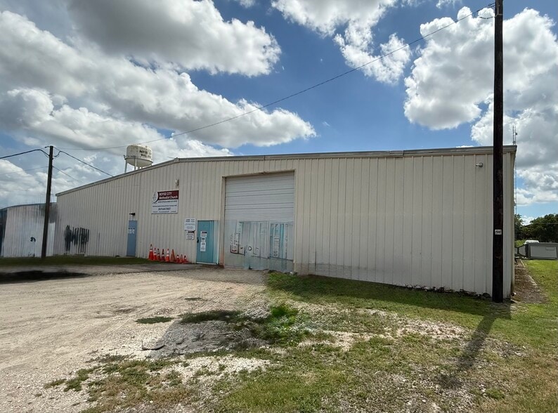 Primary Photo Of 200 Plum St, Royse City Warehouse For Sale