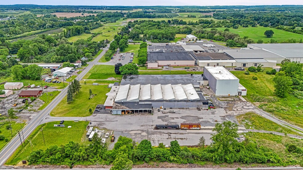More Photos Of 294 Gambee Rd, Geneva Warehouse For Sale