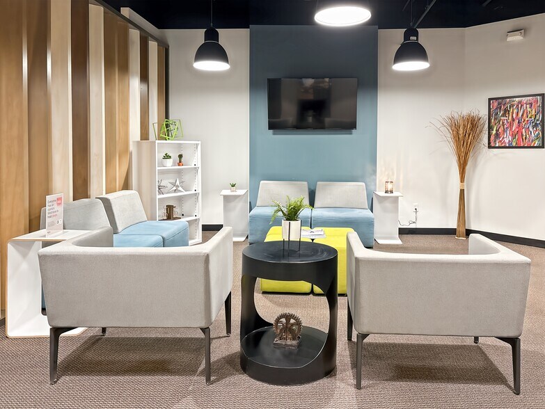 More Photos Of 64 E Broadway Rd, Tempe Coworking Space