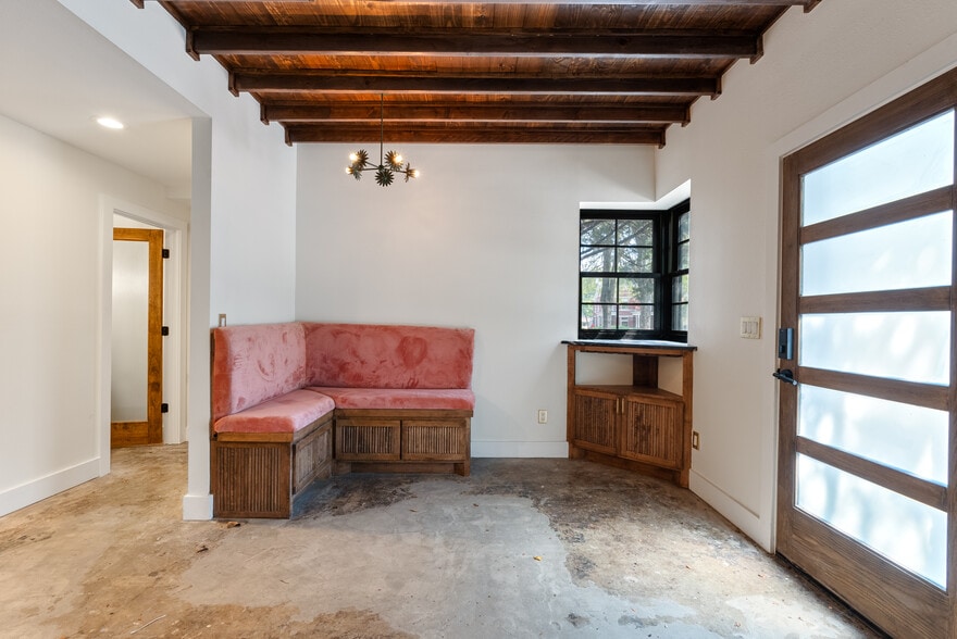 More Photos Of 1520 Broadway St, Little Rock Multifamily For Sale