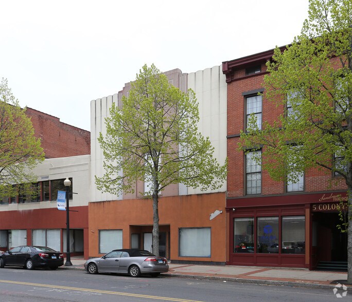 More Photos Of 9-11 Colony St, Meriden Storefront Retail Residential For Lease