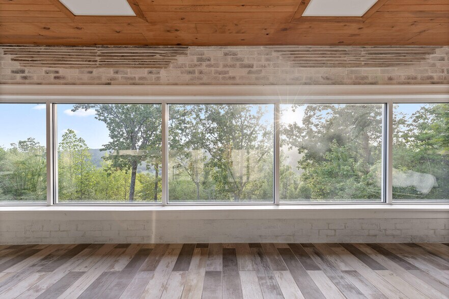 More Photos Of 7174 White Oak Valley Rd, Mc Donald Lodge Meeting Hall For Sale