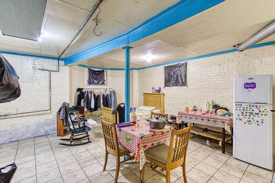 More Photos Of 423 W Grand Blvd, Detroit Apartments For Sale