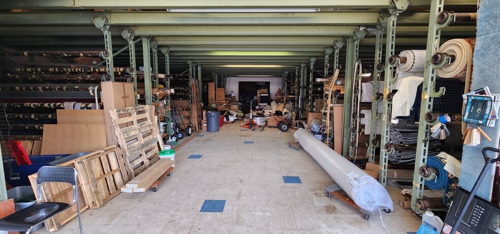 More Photos Of 828 Wolcott St, Waterbury General Retail For Sale