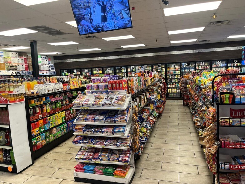 More Photos Of , Saint Louis General Retail For Sale