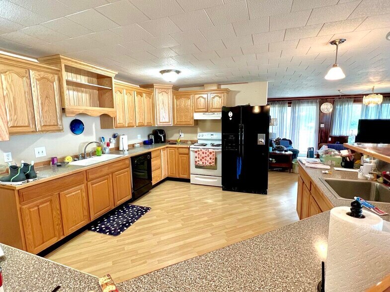 More Photos Of 803 Halibut Point Rd, Sitka Storefront Retail Residential For Sale