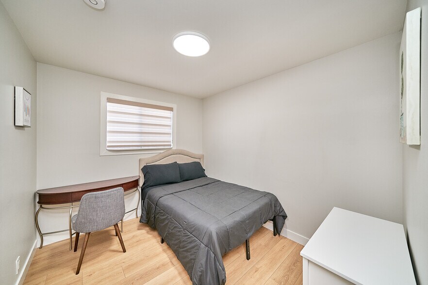 More Photos Of 618 Juniper Ave, Fullerton Assisted Living For Sale