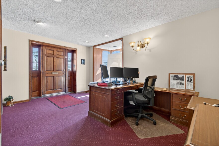 More Photos Of 1 W Main St, Marlton Office For Sale