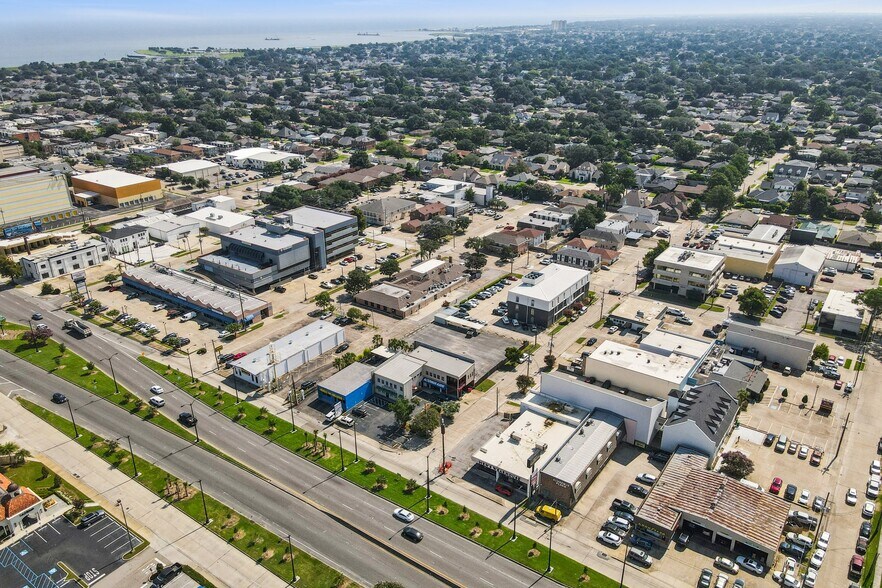 More Photos Of 3125 N Causeway Blvd, Metairie Auto Repair For Sale
