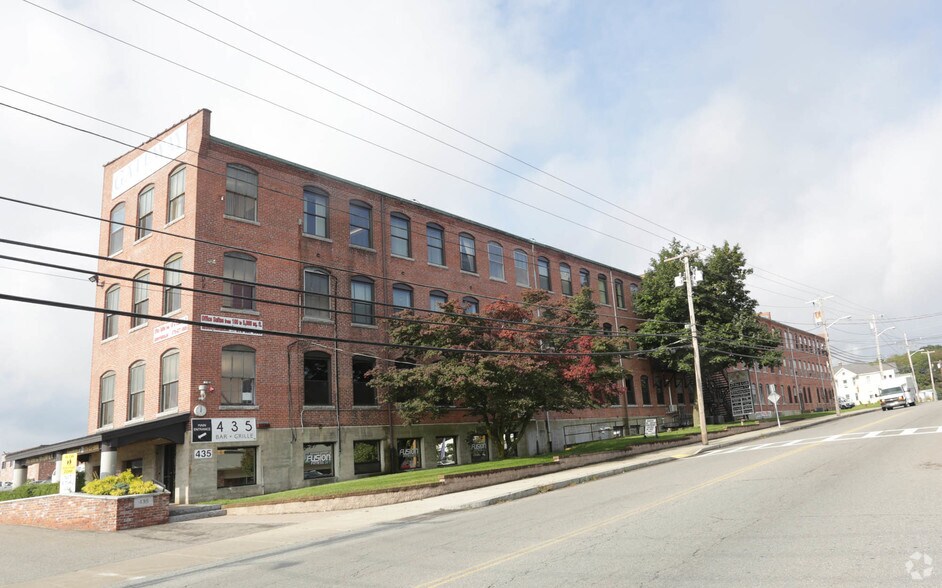 More Photos Of 435 Lancaster St, Leominster Office For Lease