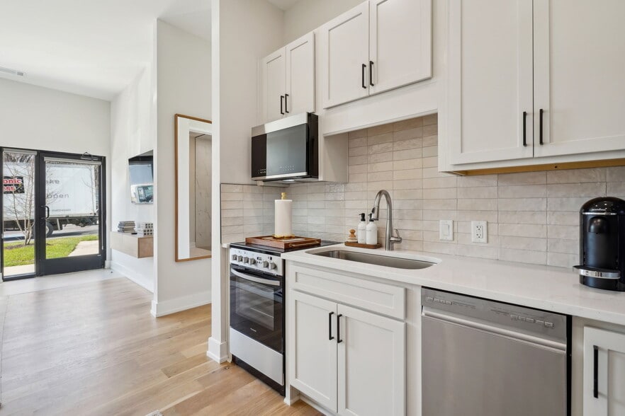 More Photos Of 1115 3rd Ave S, Nashville Apartments For Lease