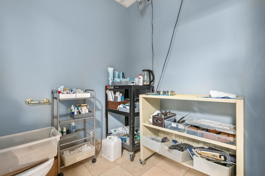 More Photos Of 400 Commonwealth Ave, Boston Medical For Sale