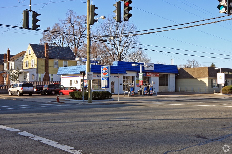 More Photos Of 295 Hillside Ave, Williston Park Service Station For Sale