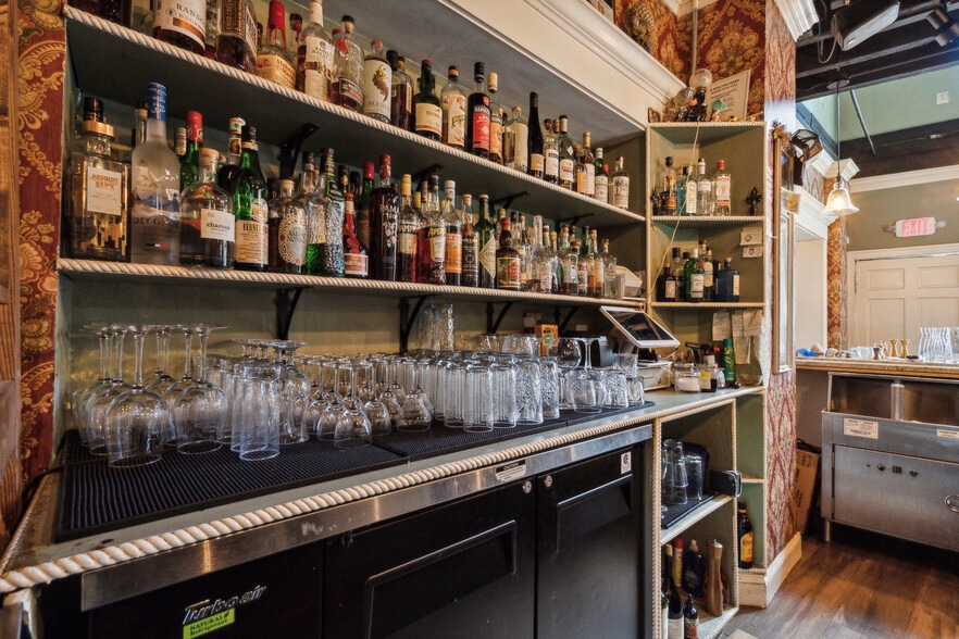 More Photos Of 3749 Midvale Ave, Philadelphia Restaurant For Sale