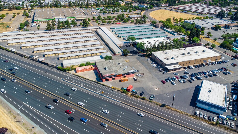 More Photos Of 29 Massie Ct, Sacramento Health Club For Sale