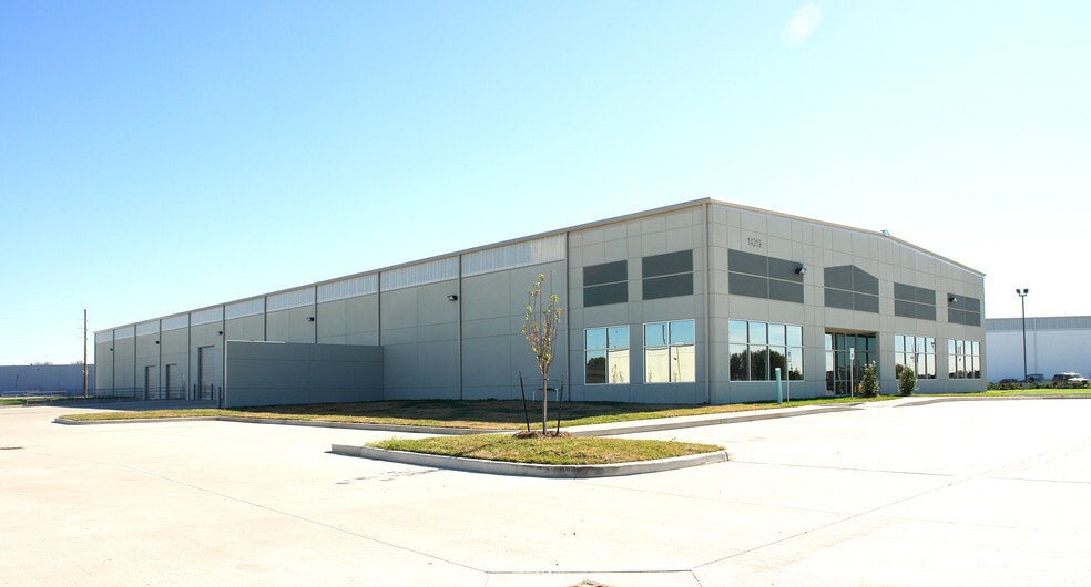 Primary Photo Of 14219 Westfair West, Houston Light Distribution For Lease