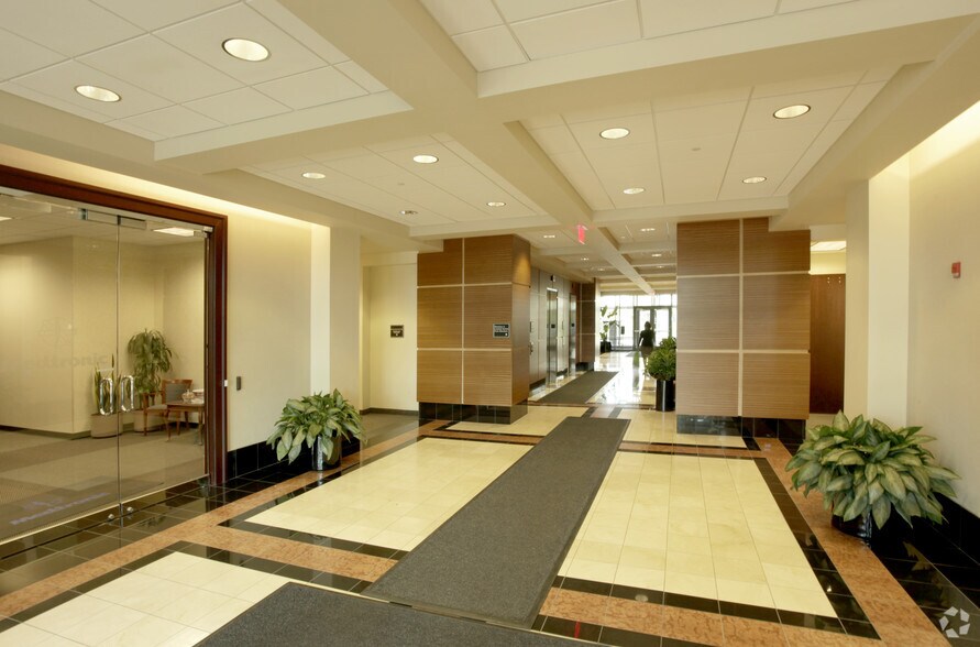 More Photos Of 4249 Easton Way, Columbus Office For Lease