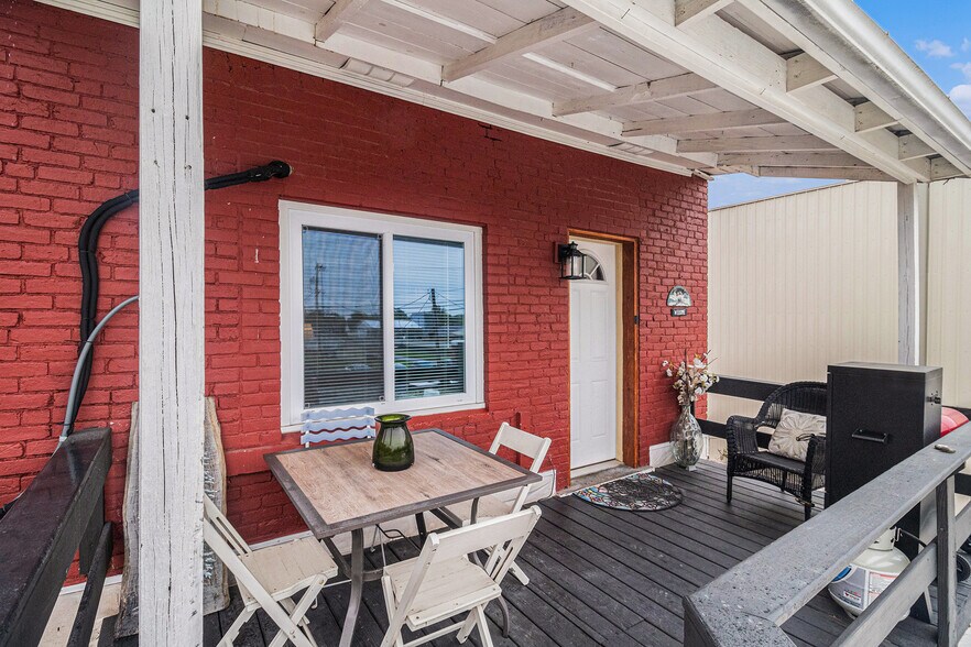 More Photos Of 107 E Main St, Deshler Storefront Retail Residential For Sale