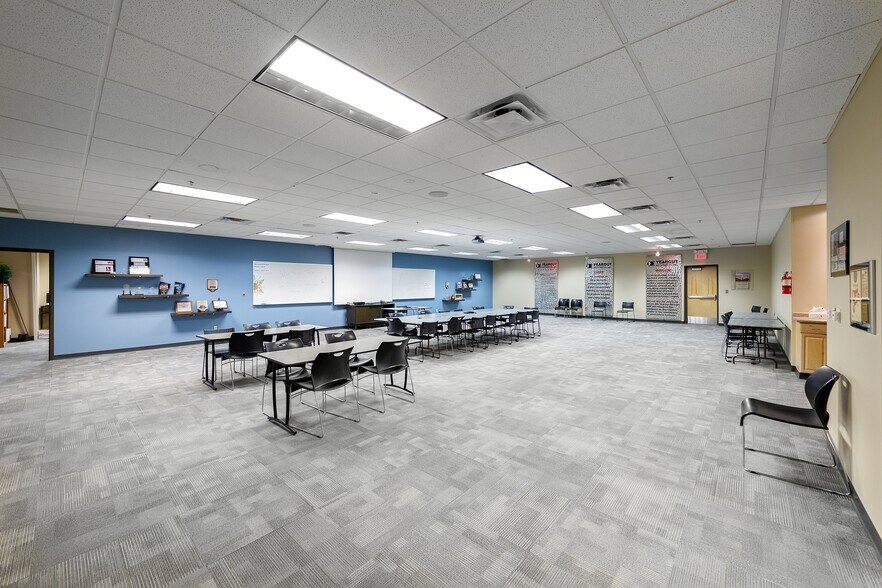 More Photos Of 8501 Washington St NE, Albuquerque Warehouse For Sale