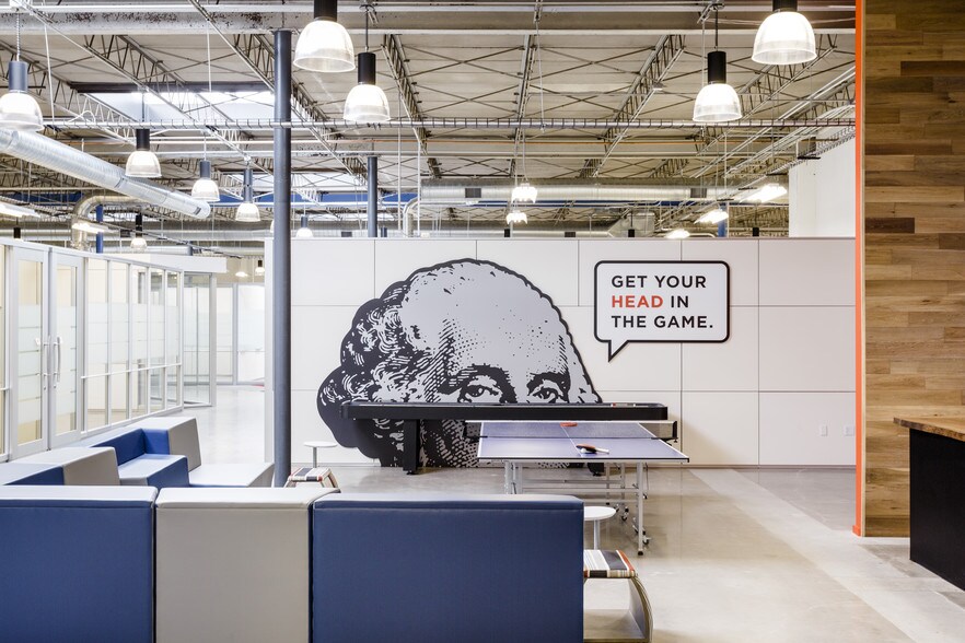 More Photos Of 3302 Canal St, Houston Storefront Retail Office For Lease