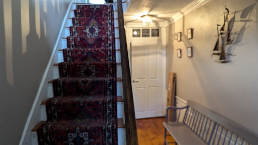 More Photos Of 171 High St, Newburyport Freestanding For Lease