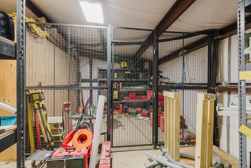 More Photos Of 1070 Silver St, Elko Manufacturing For Lease