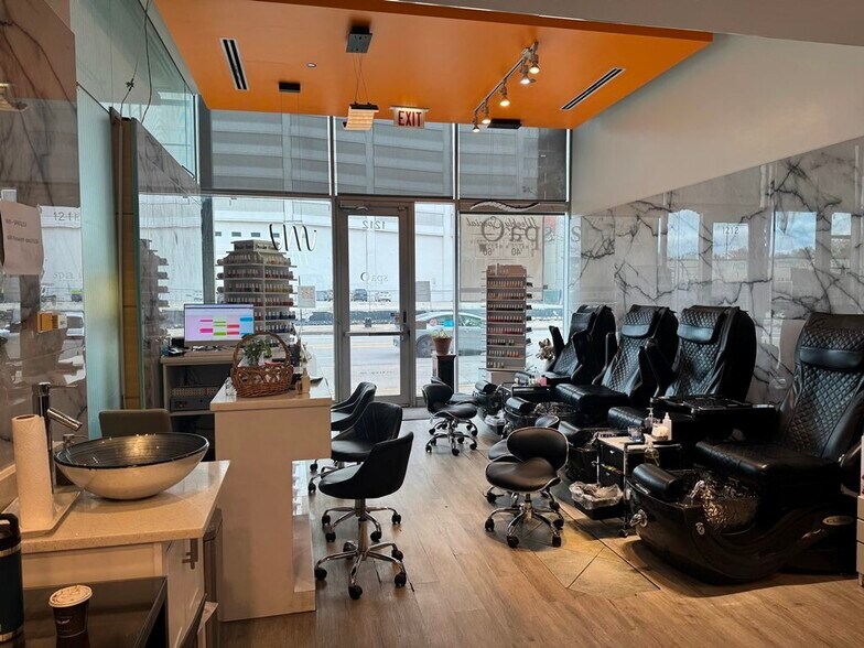 More Photos Of 1212 S Michigan Ave, Chicago Apartments For Lease
