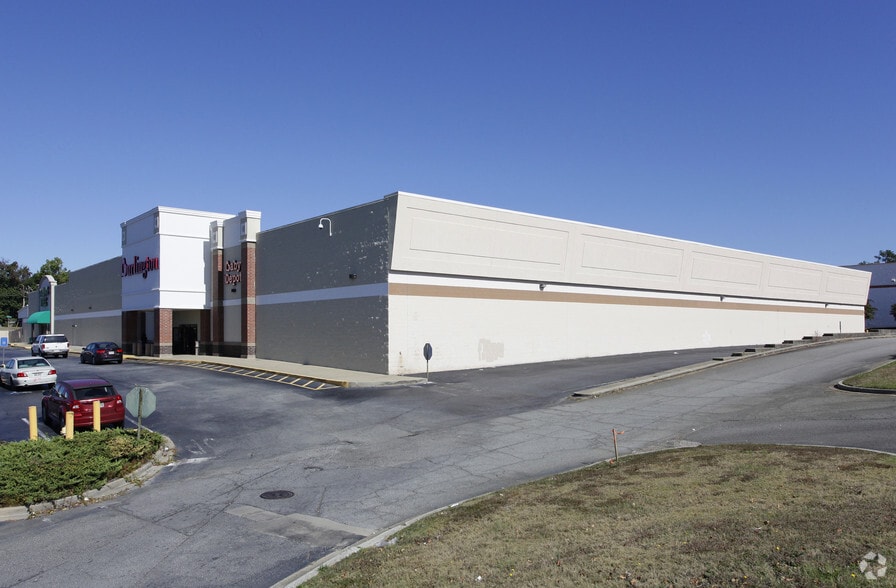 More Photos Of 2911 Airport Thruway, Columbus Unknown For Lease