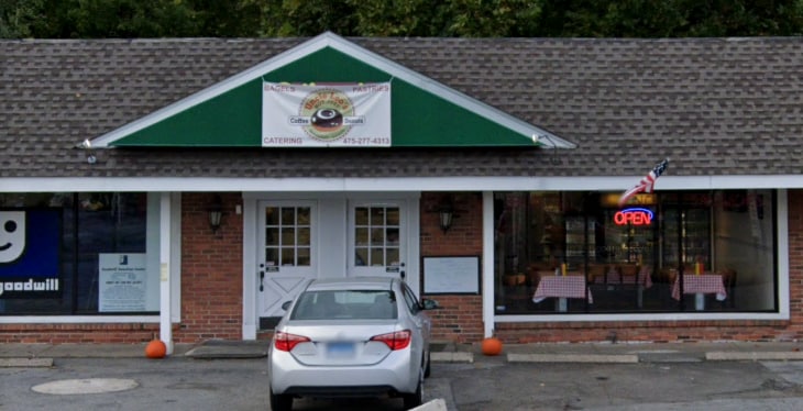 More Photos Of 17 Danbury Rd, Wilton Freestanding For Lease