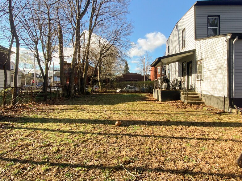 More Photos Of 72 1/2 Henry Ave, Newburgh Apartments For Sale