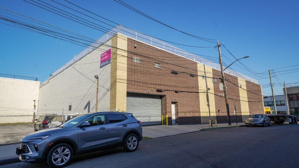More Photos Of 147-35 Farmers Blvd, Jamaica Warehouse For Lease