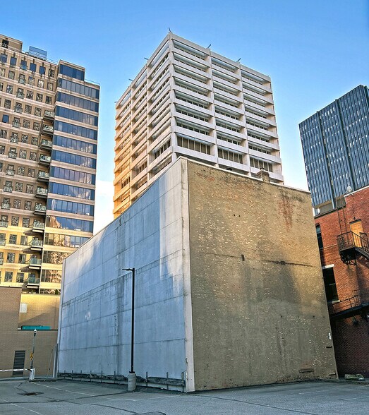 More Photos Of 125 1st Ave, Pittsburgh Office Residential For Sale