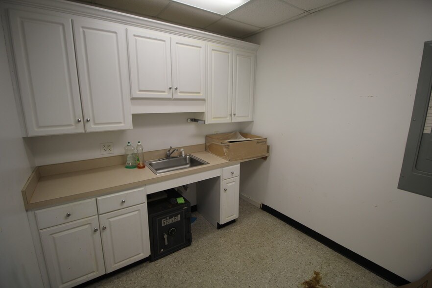 More Photos Of 3701 Freedom Dr, Charlotte Office For Sale